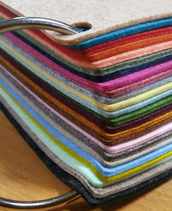 Shinwon felt paper artifel M20 2mm felt melan 20x28cm 24 color set