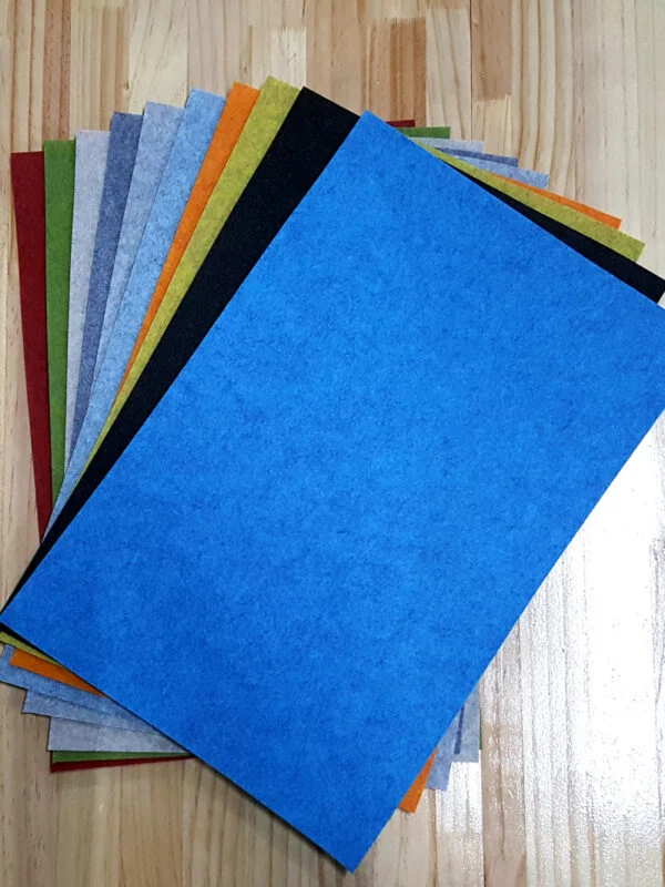 Shinwon felt paper / artifel M12 / melanium / size 30x45cm / 15 color set