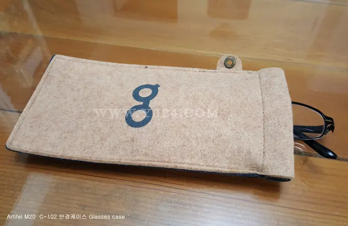 신원펠트지 아티펠M20 2mm 펠트지 멜란 원단 90x110cm 1마 4 glassescase.jpg