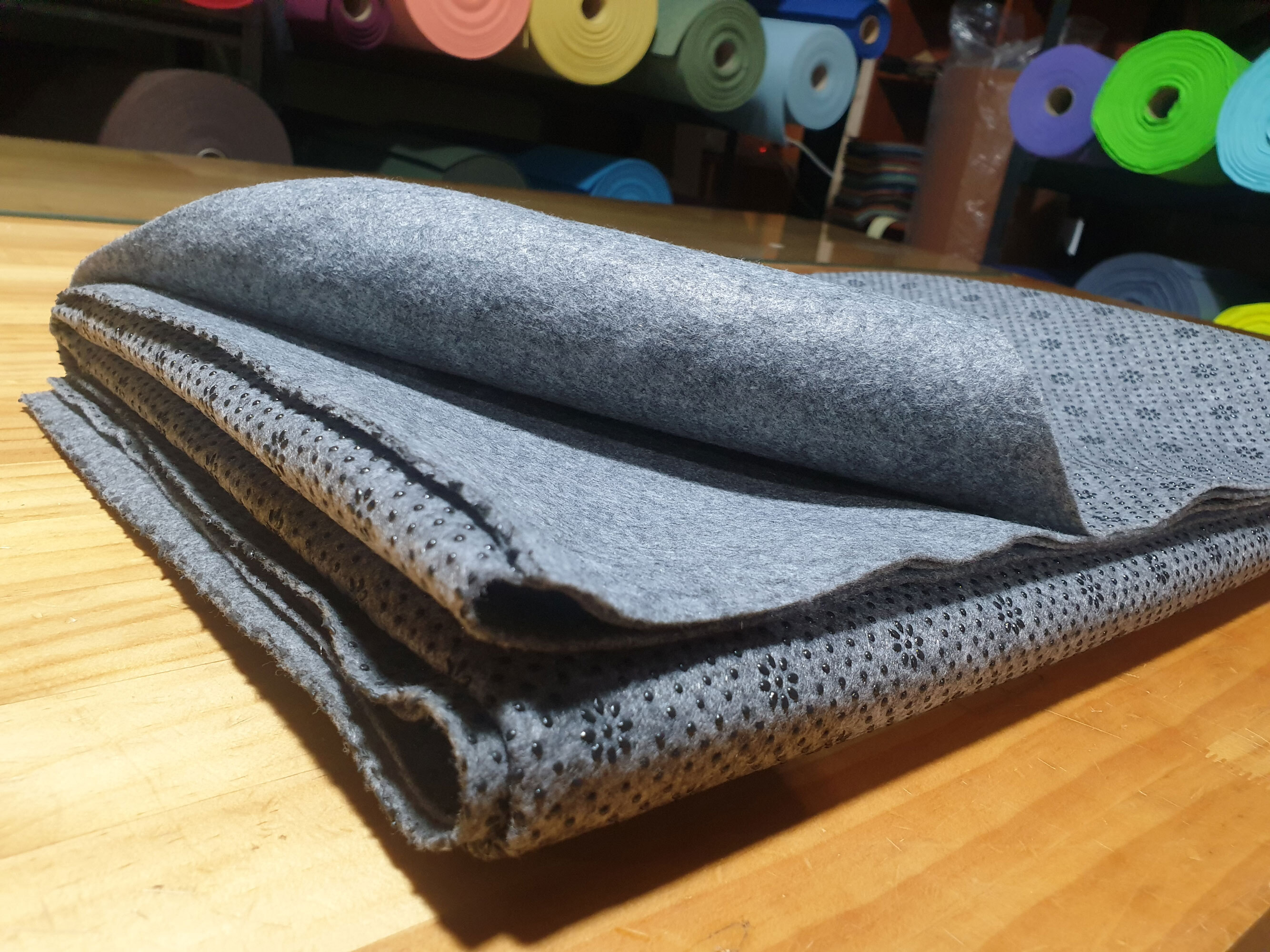 non slip felt04